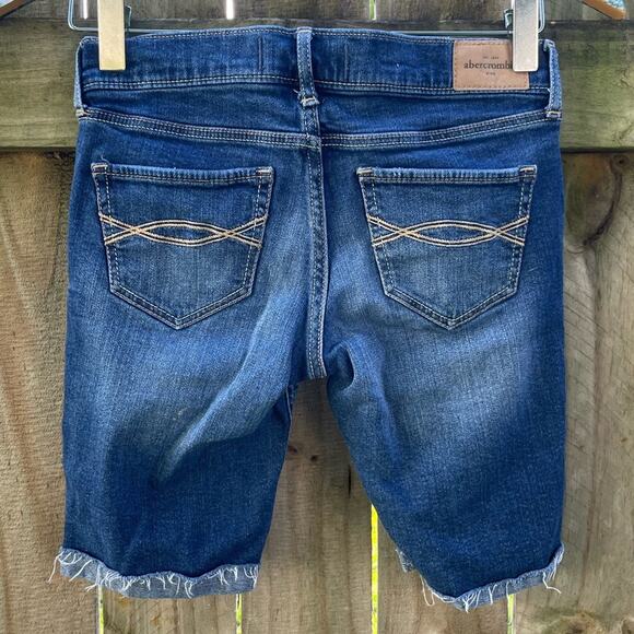 Abercrombie kids denim roll up Bermuda distressed shorts - Picture 2 of 4